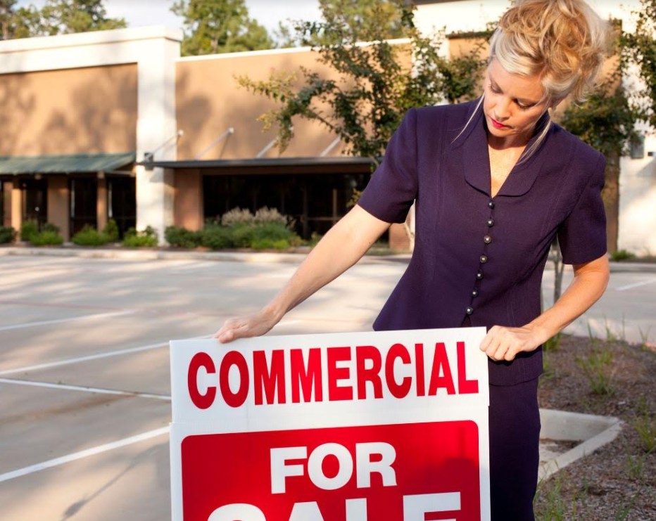 The Pros and Cons of Investing in Commercial Property